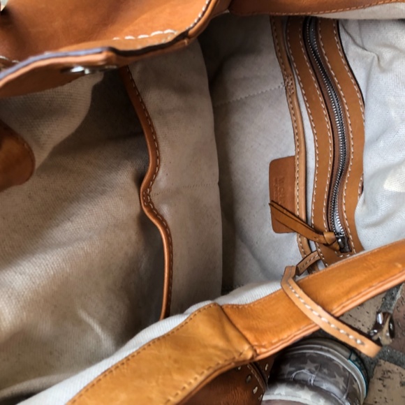 Michael Kors Leather Hobo Bag With Dust Bag - Picture 5 of 16